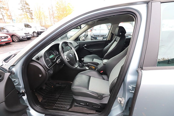 Saab 9-3X 11 of 25