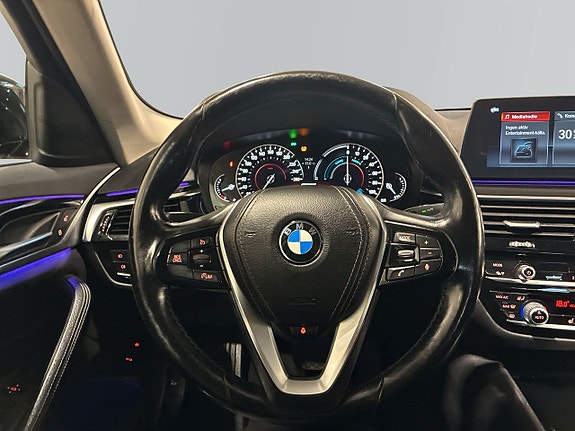BMW 530e 15 of 20