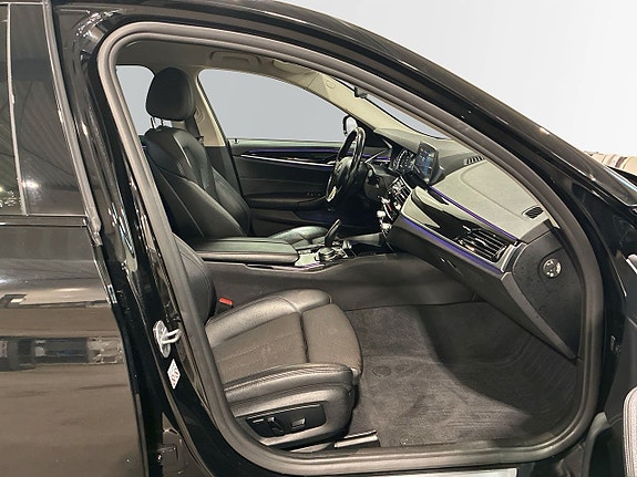 BMW 530e 9 of 20