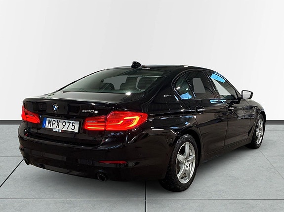BMW 530e 5 of 5