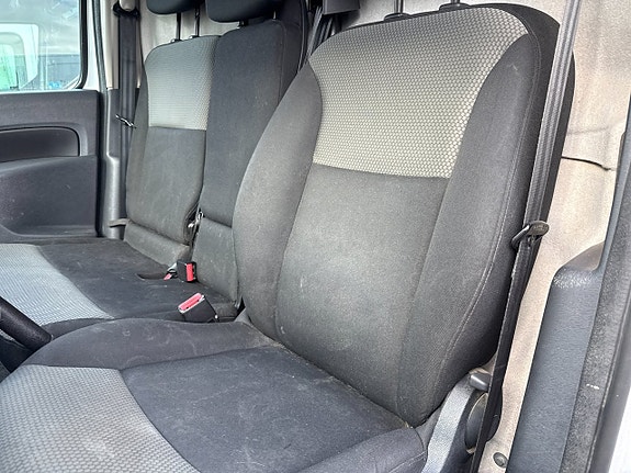 Renault Kangoo Express 8 of 11
