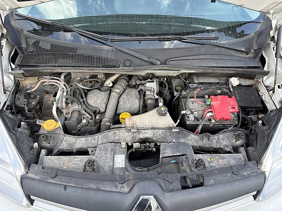 Renault Kangoo Express 11 of 11