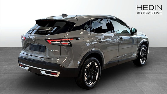 Nissan Qashqai 2 of 5