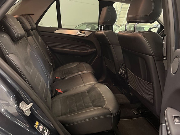 Mercedes-Benz ML250 10 of 20
