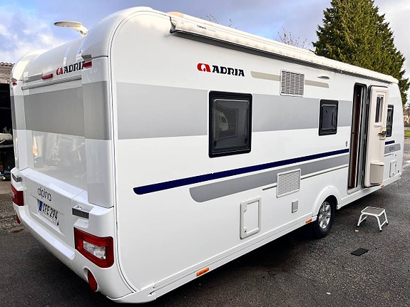ADRIA ALPINA 663 PT. Alde/AC/3-Vån-säng/Solcell mm.2014