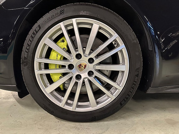 Porsche Panamera 4 23 of 24