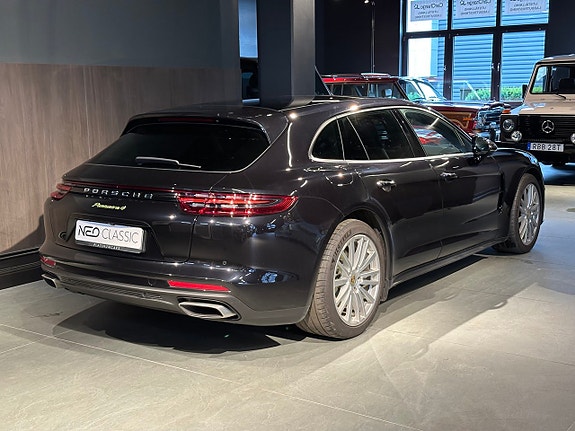 Porsche Panamera 4 6 of 24