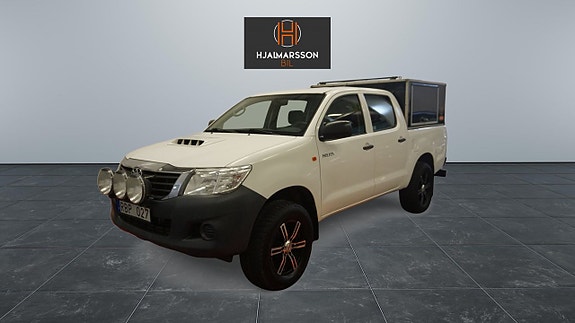 Toyota HiLux 2 of 2