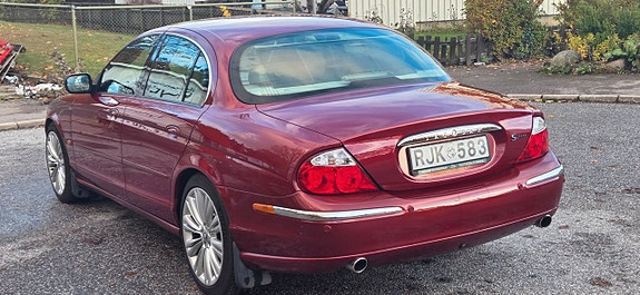 Jaguar S-TYPE 5 of 5