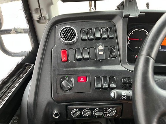 Scania K 320 Citywide 4x2 44 platser / AC / retarder 14 of 24