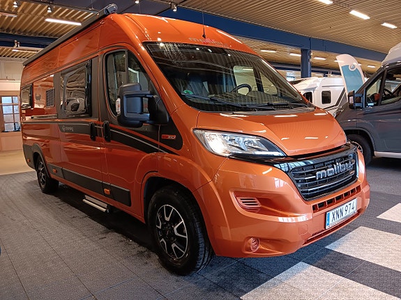 Malibu van 640 LE Automat Långbädd Solcell FÖRSTA KLIPPET