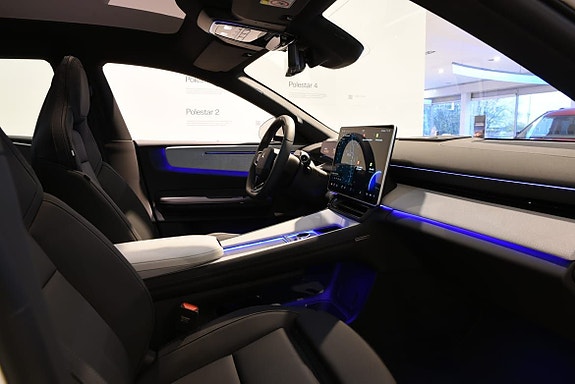 Polestar 4 4 of 5