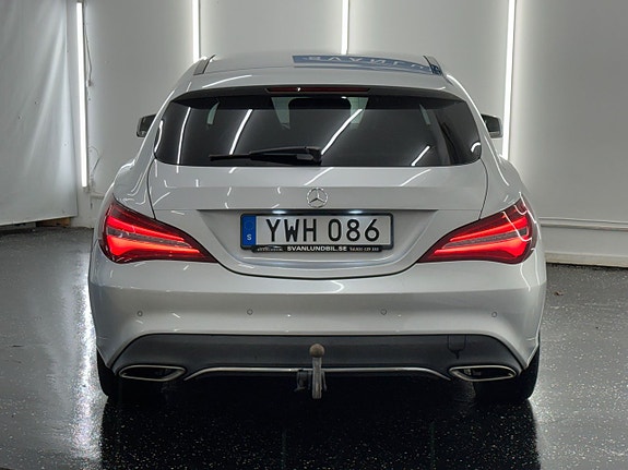 Mercedes-Benz CLA220 d 3 of 5