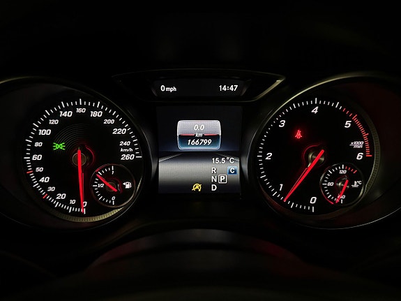 Mercedes-Benz CLA220 d 10 of 19