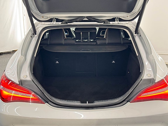 Mercedes-Benz CLA220 d 6 of 19