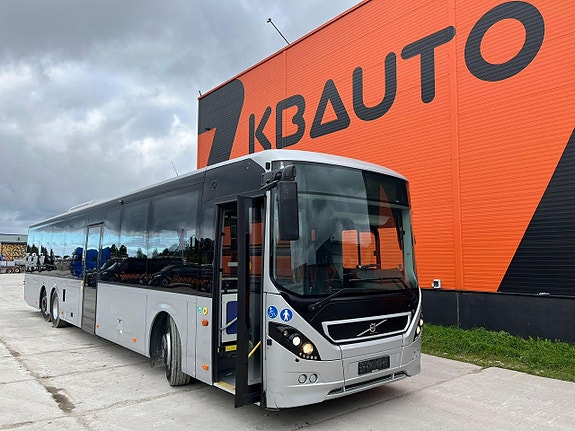 Volvo B8R 8900 LE 6x2*4 44 platser + 53 stående / AC