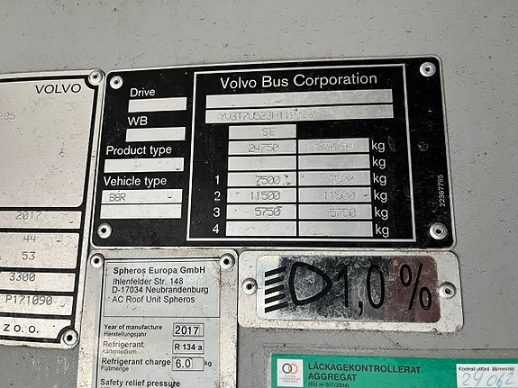 Volvo B8R 8900 LE 6x2*4 44 platser + 53 stående / AC 24 of 24