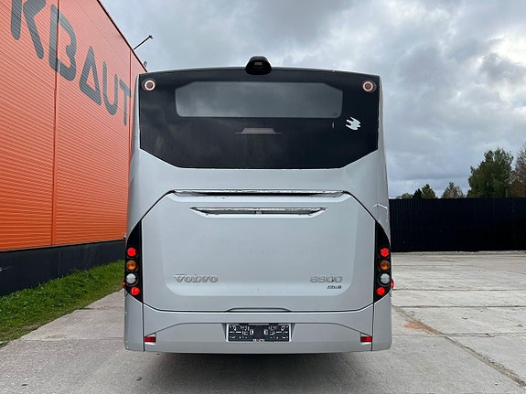 Volvo B8R 8900 LE 6x2*4 44 platser + 53 stående / AC 6 of 24