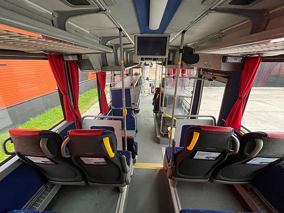 Volvo B8R 8900 LE 6x2*4 44 platser + 53 stående / AC 21 of 24