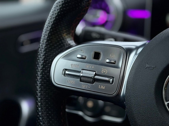 Mercedes-Benz A250 18 of 24