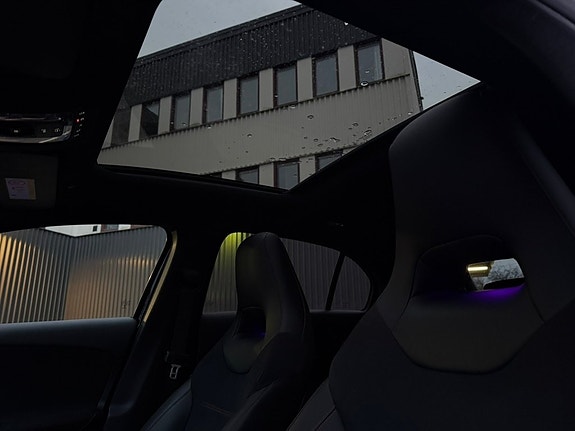 Mercedes-Benz A250 22 of 24