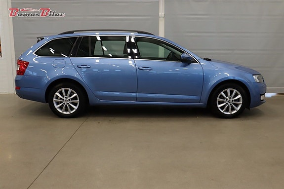 Skoda Octavia 6 of 17