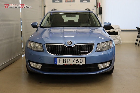 Skoda Octavia 8 of 17