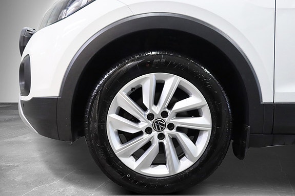 Volkswagen T-Cross 7 of 18