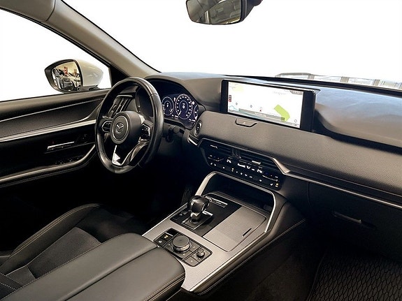 Mazda CX-60 12 of 16