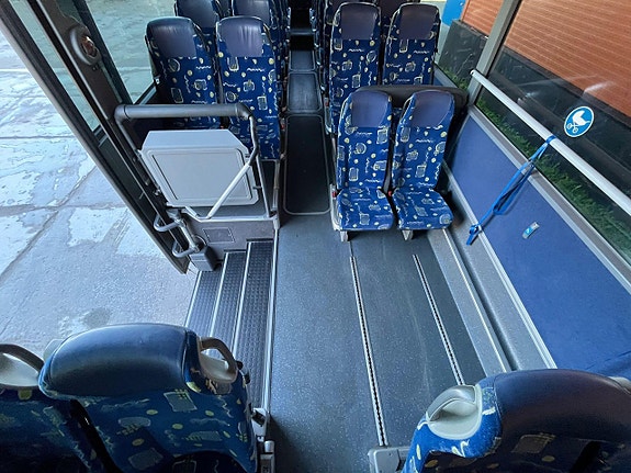 Setra S 417 UL 6x2*4 57 platser / AC / rullstolslift 16 of 24