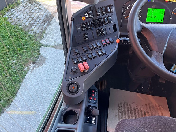 Setra S 417 UL 6x2*4 57 platser / AC / rullstolslift 14 of 24