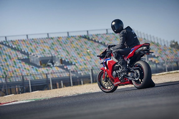 Honda CBR 600 RR - FINNS I BUTIK! 7 of 8