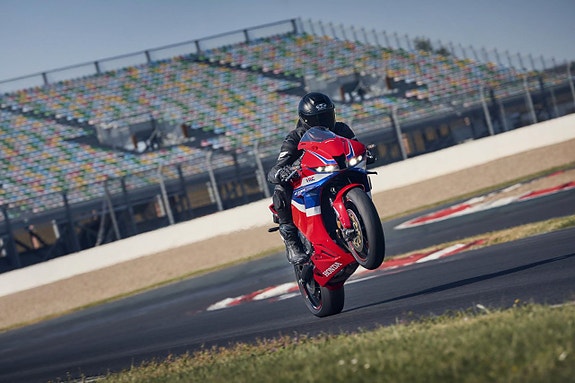 Honda CBR 600 RR - FINNS I BUTIK! 8 of 8