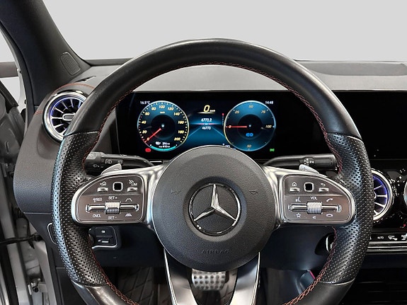 Mercedes-Benz EQA250 4 of 5