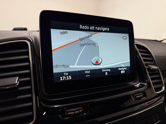 Mercedes-Benz GLE400 9 of 15