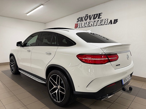 Mercedes-Benz GLE400 3 of 15