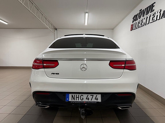 Mercedes-Benz GLE400 4 of 15