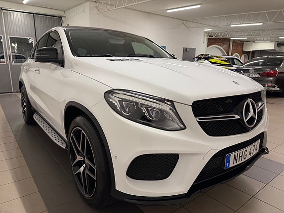 Mercedes-Benz GLE400 6 of 15