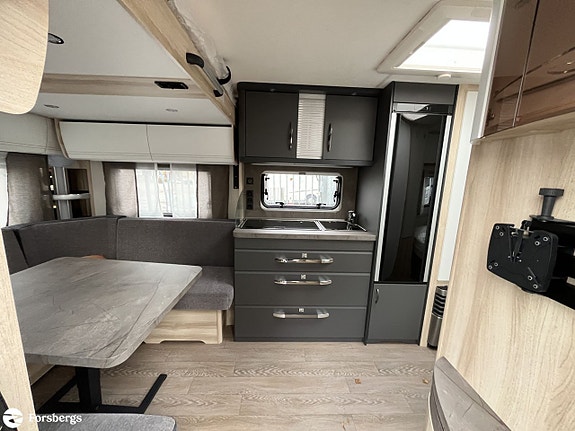 Hobby 515 UHL De Luxe Taksäng / Långbädd 12 of 21