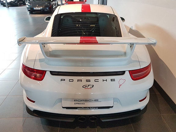 Porsche 911 GT3 5 of 5