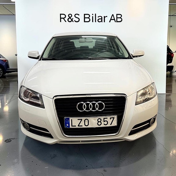 Audi A3 2 of 11