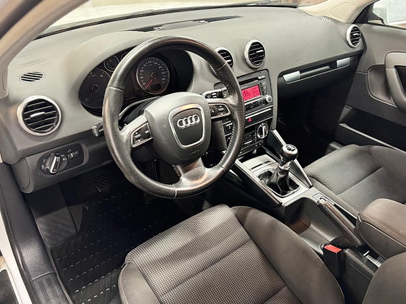 Audi A3 8 of 11