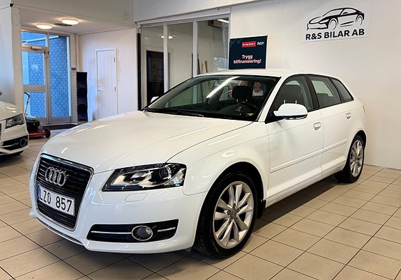 Audi A3 3 of 5
