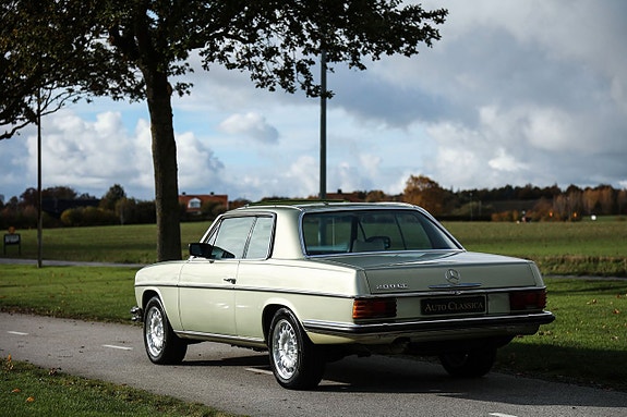 Mercedes-Benz 280 CE 8 of 18