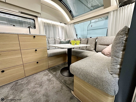 Adria Adora 572 UT 6 of 15