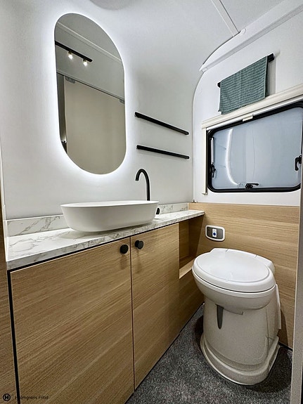 Adria Adora 572 UT 11 of 15