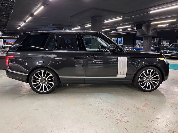 Land Rover Range Rover 4 of 5