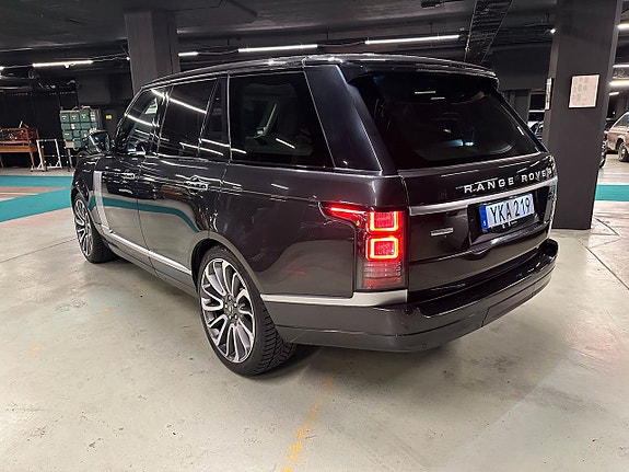 Land Rover Range Rover 3 of 5