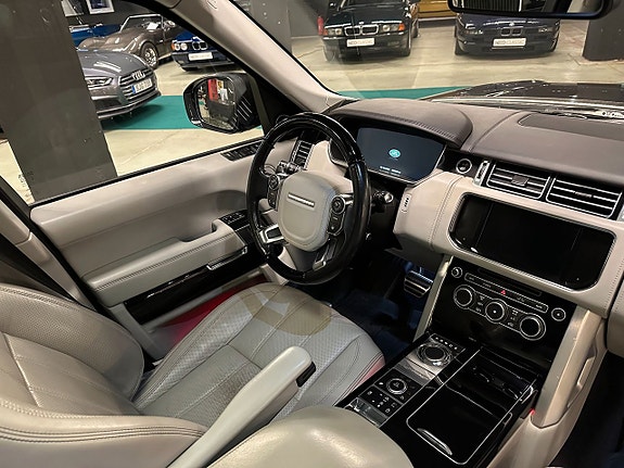 Land Rover Range Rover 7 of 26