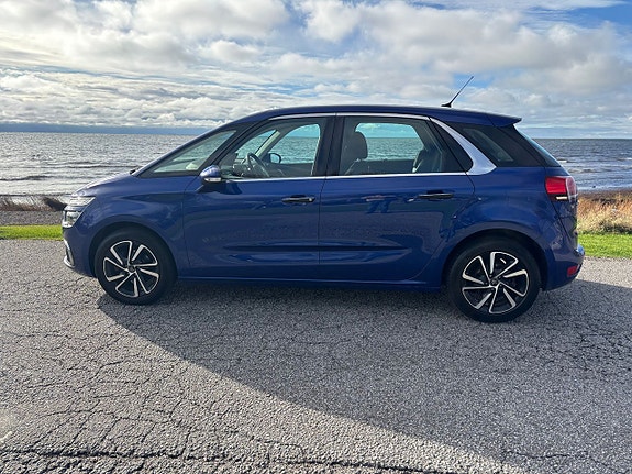 Citroen C4 Picasso 2 of 5